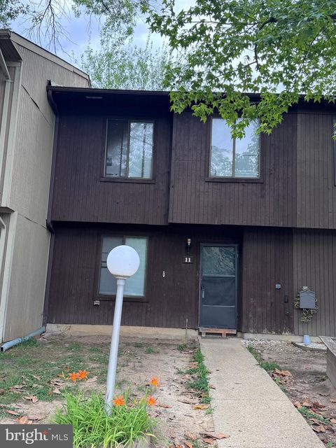 Townhouse For Sale - 11 Keepsake Pl<br/> WALDORF, MD 20602