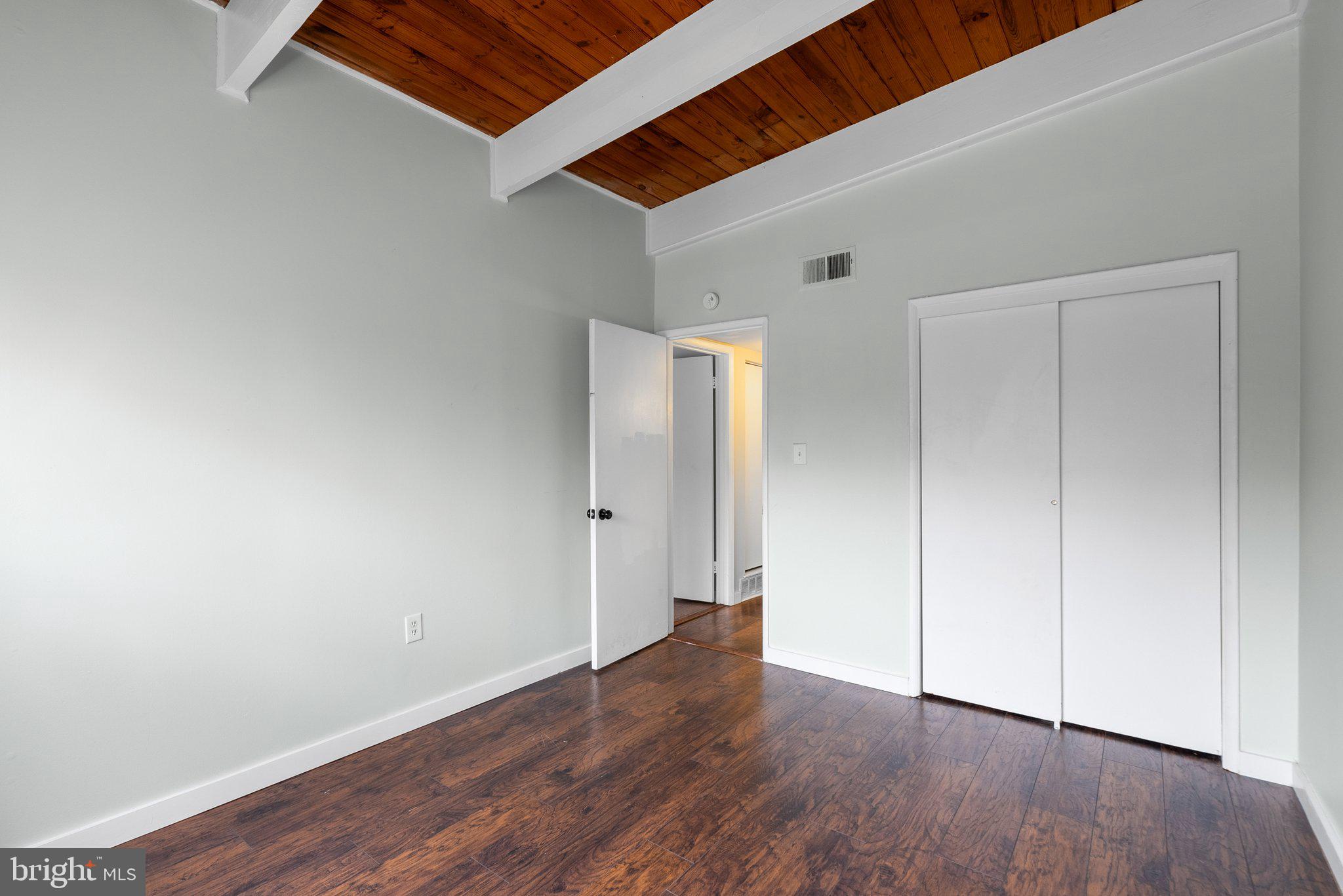 KENSINGTON TERRACE - Residential