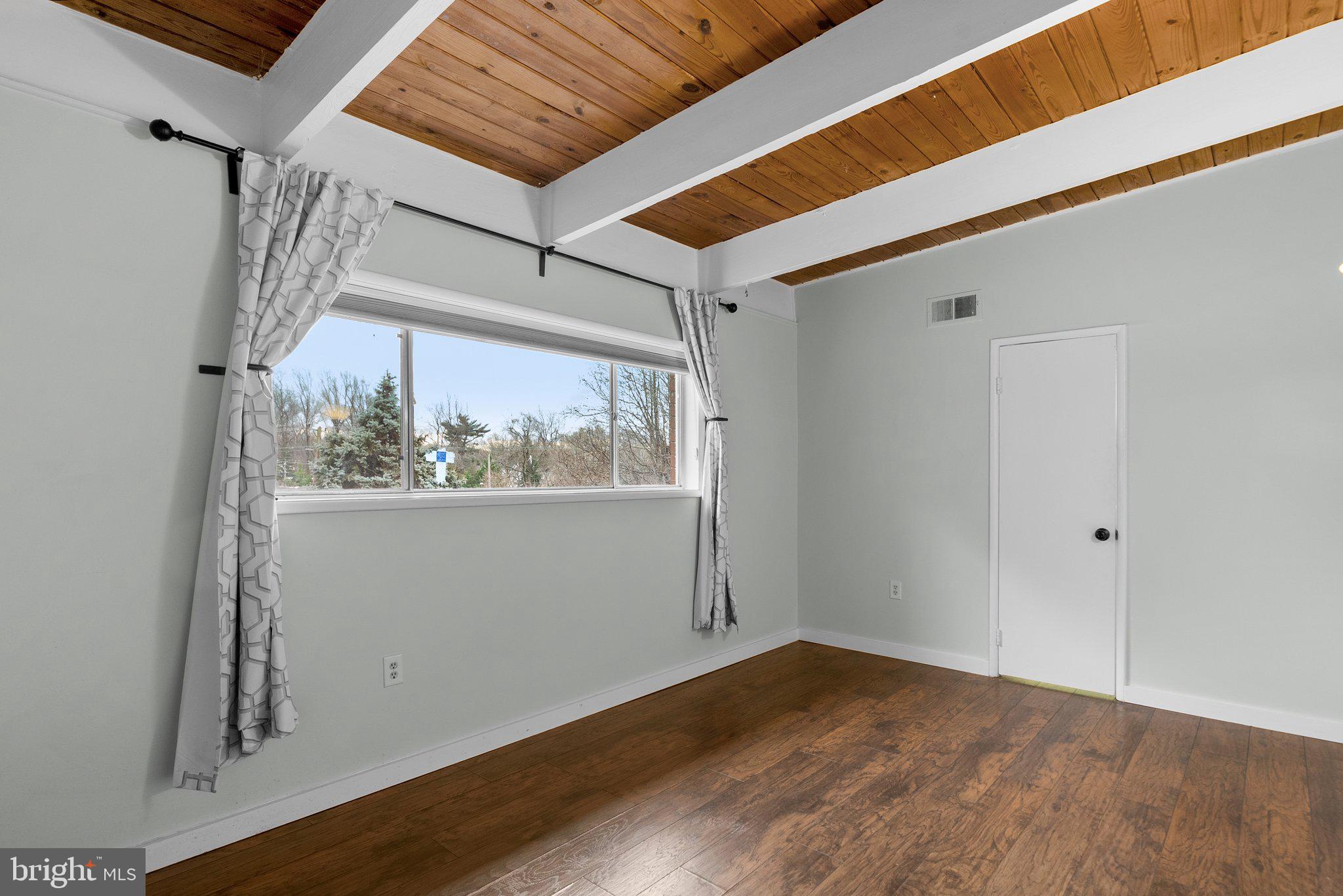 KENSINGTON TERRACE - Residential