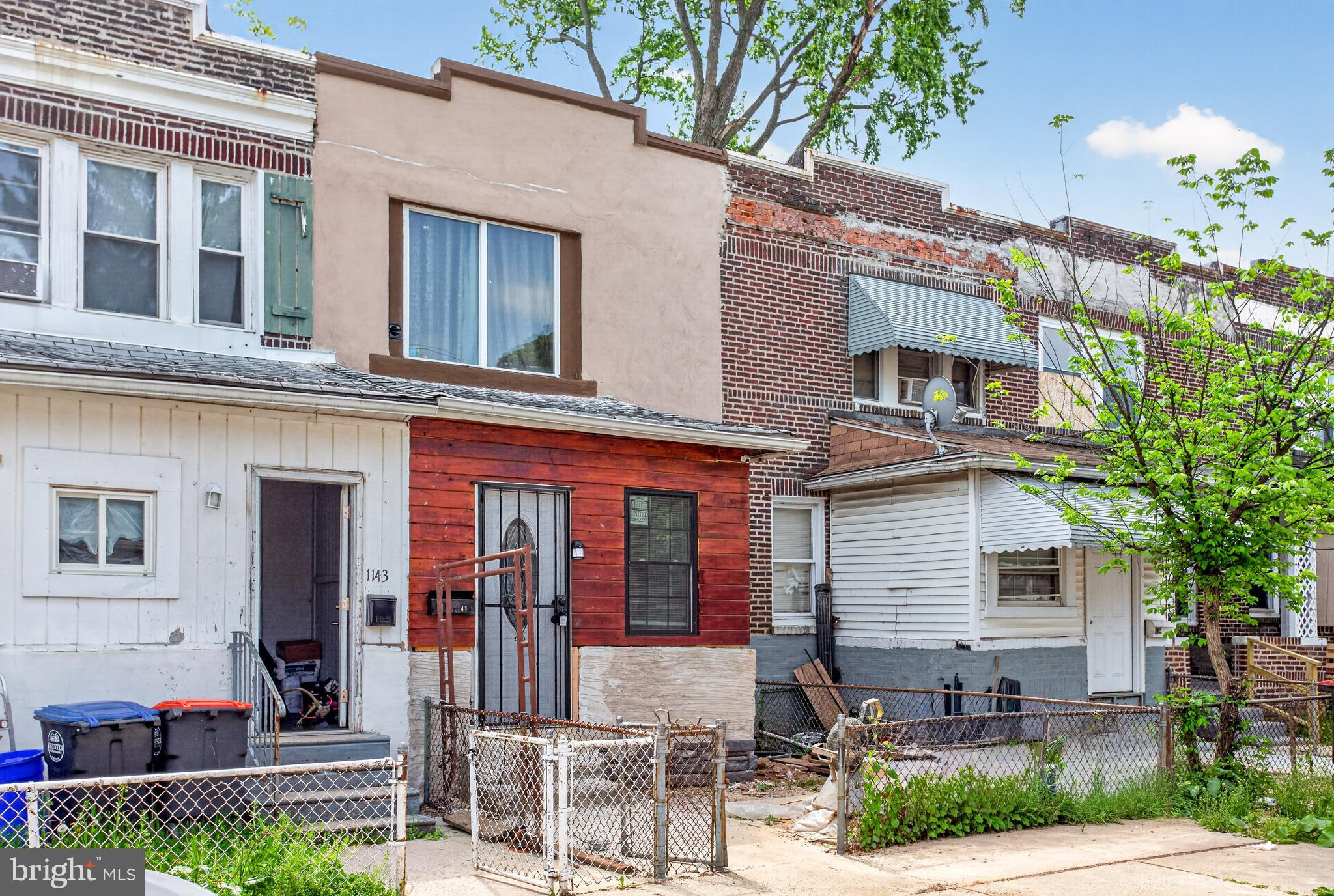 1141 THOMAS STREET