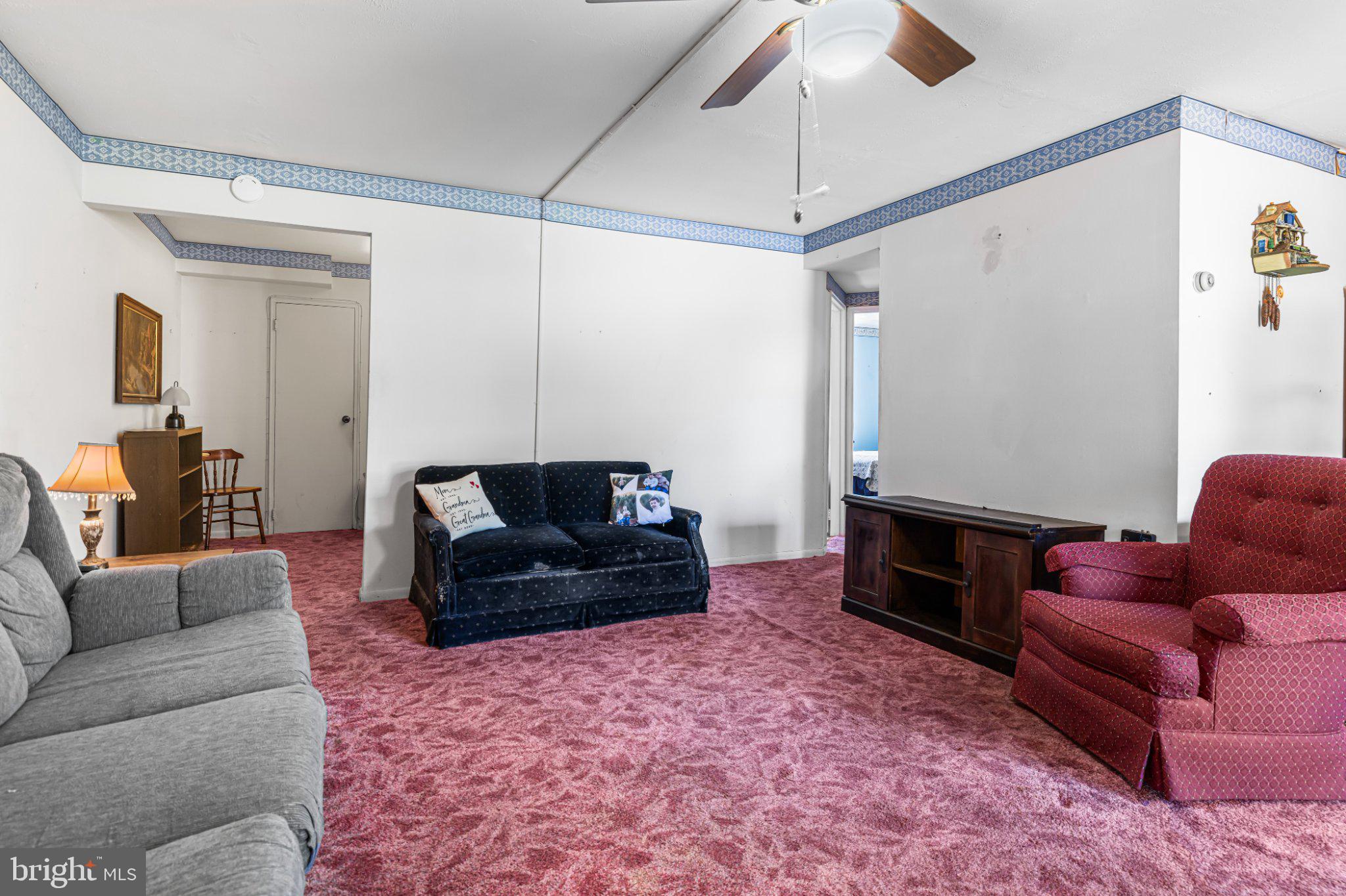 885 YORK ROAD 18C