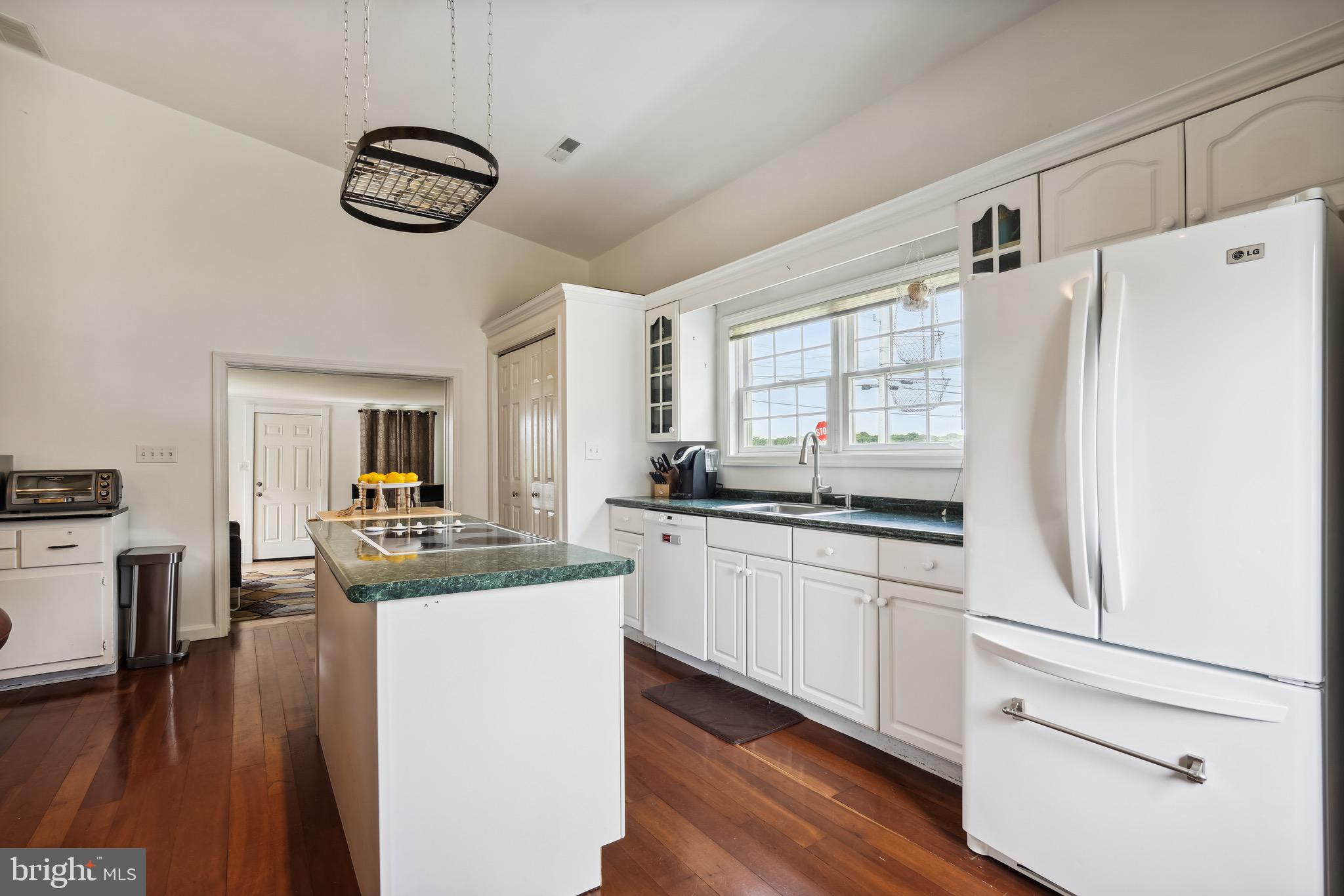 DUNDEE HARBOR - Residential