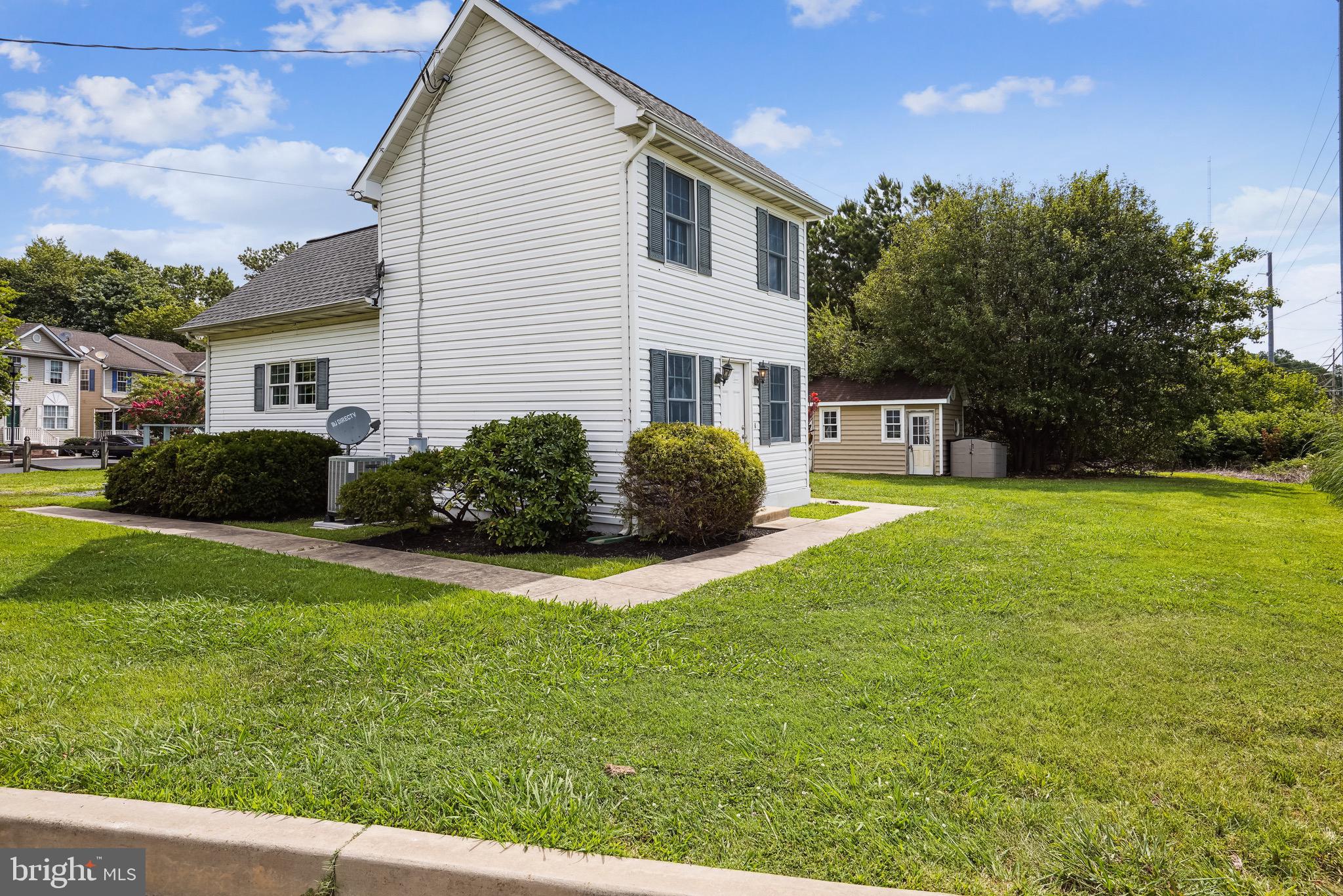 DUNDEE HARBOR - Residential