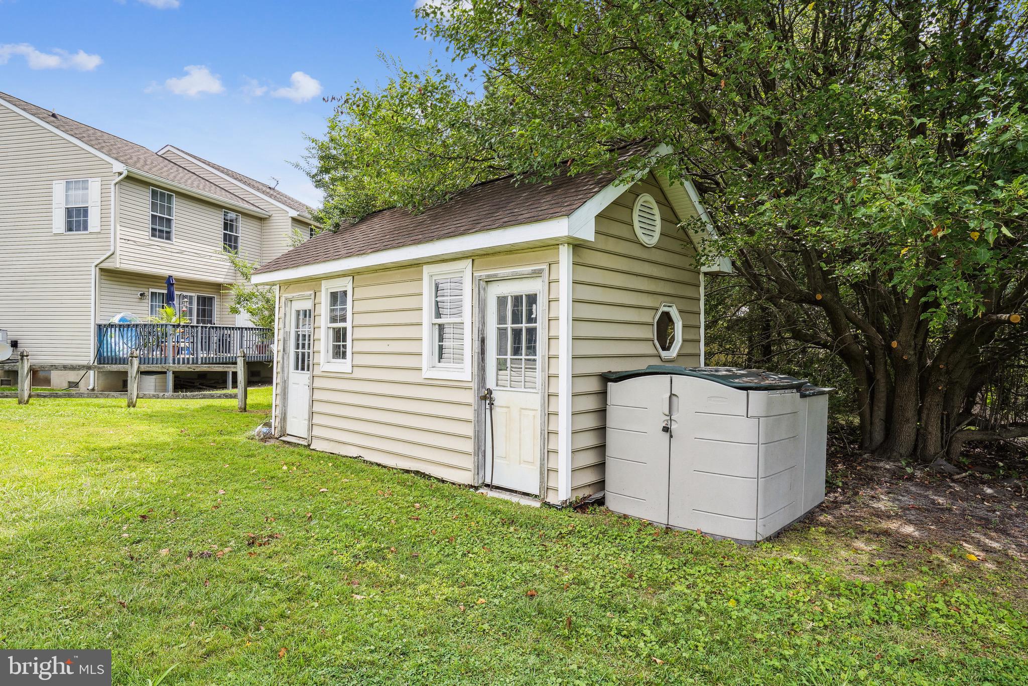 DUNDEE HARBOR - Residential