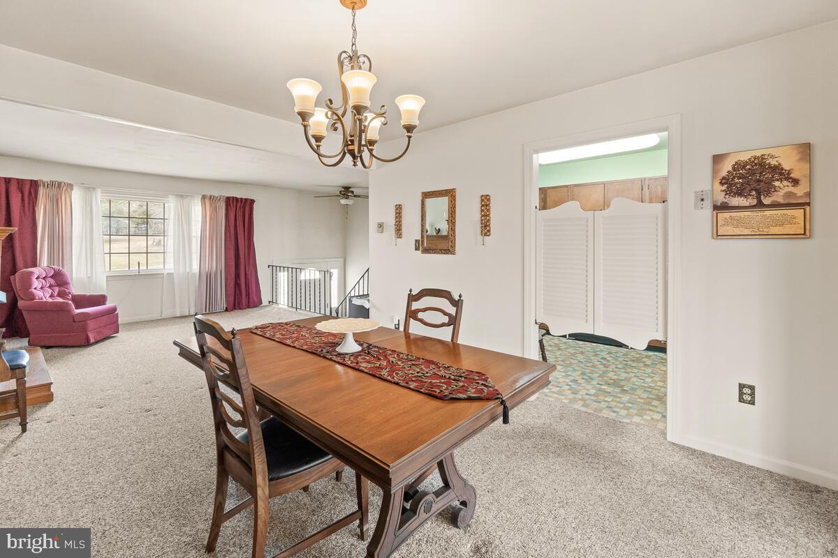 ROUND HILL - Residential