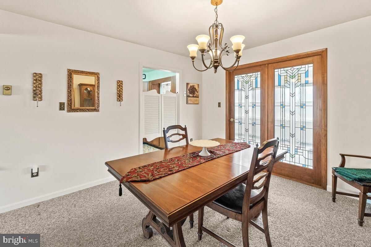 ROUND HILL - Residential