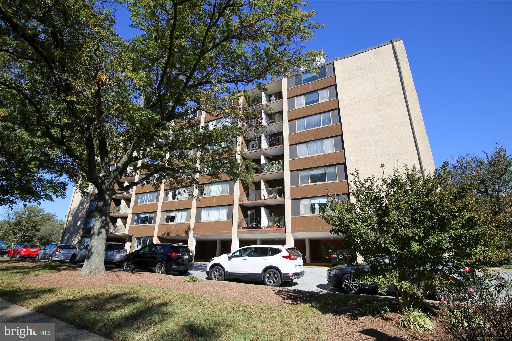 4401 CHERRY HILL RD 53