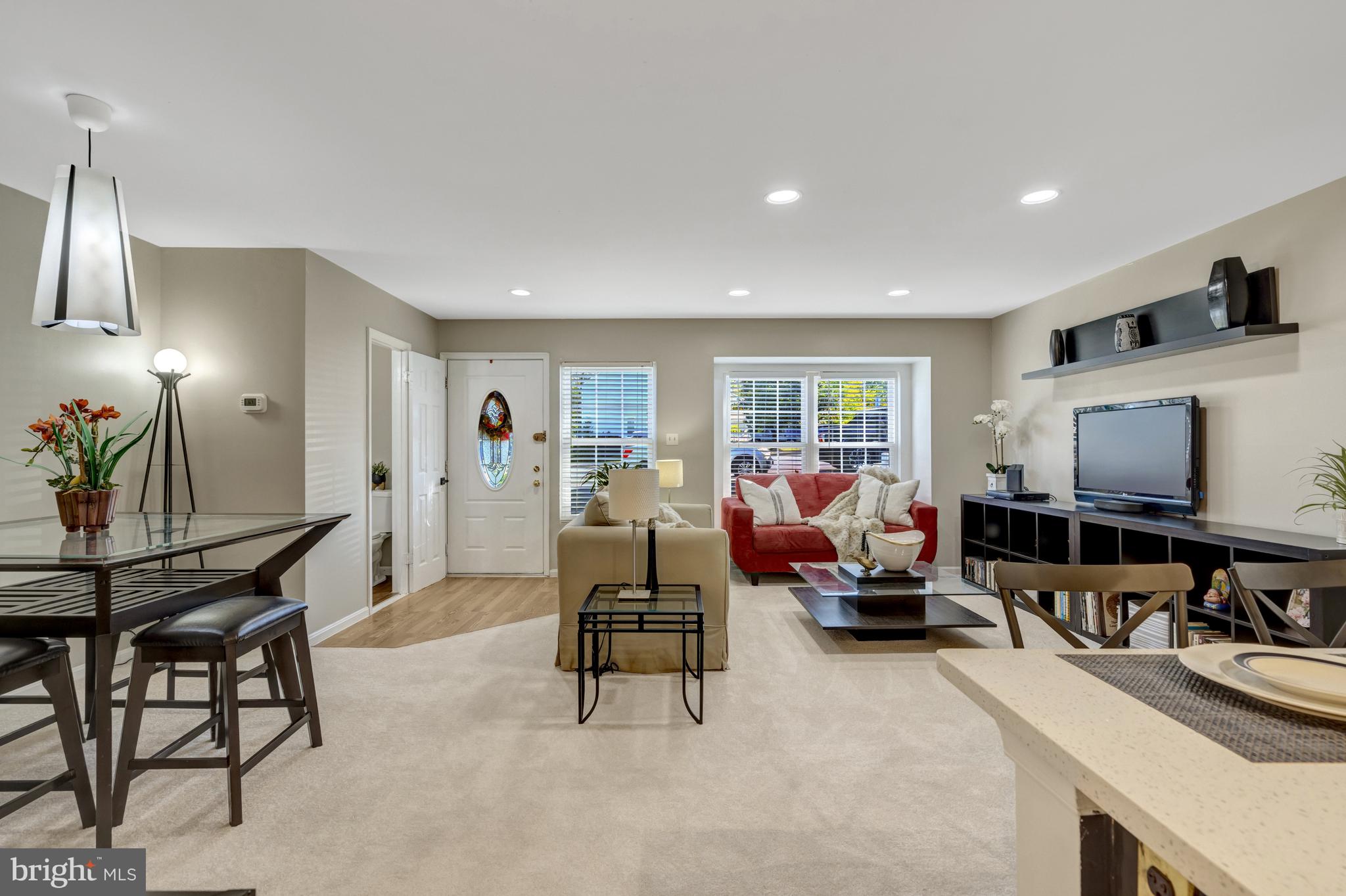 LAKE RIDGE - Residential