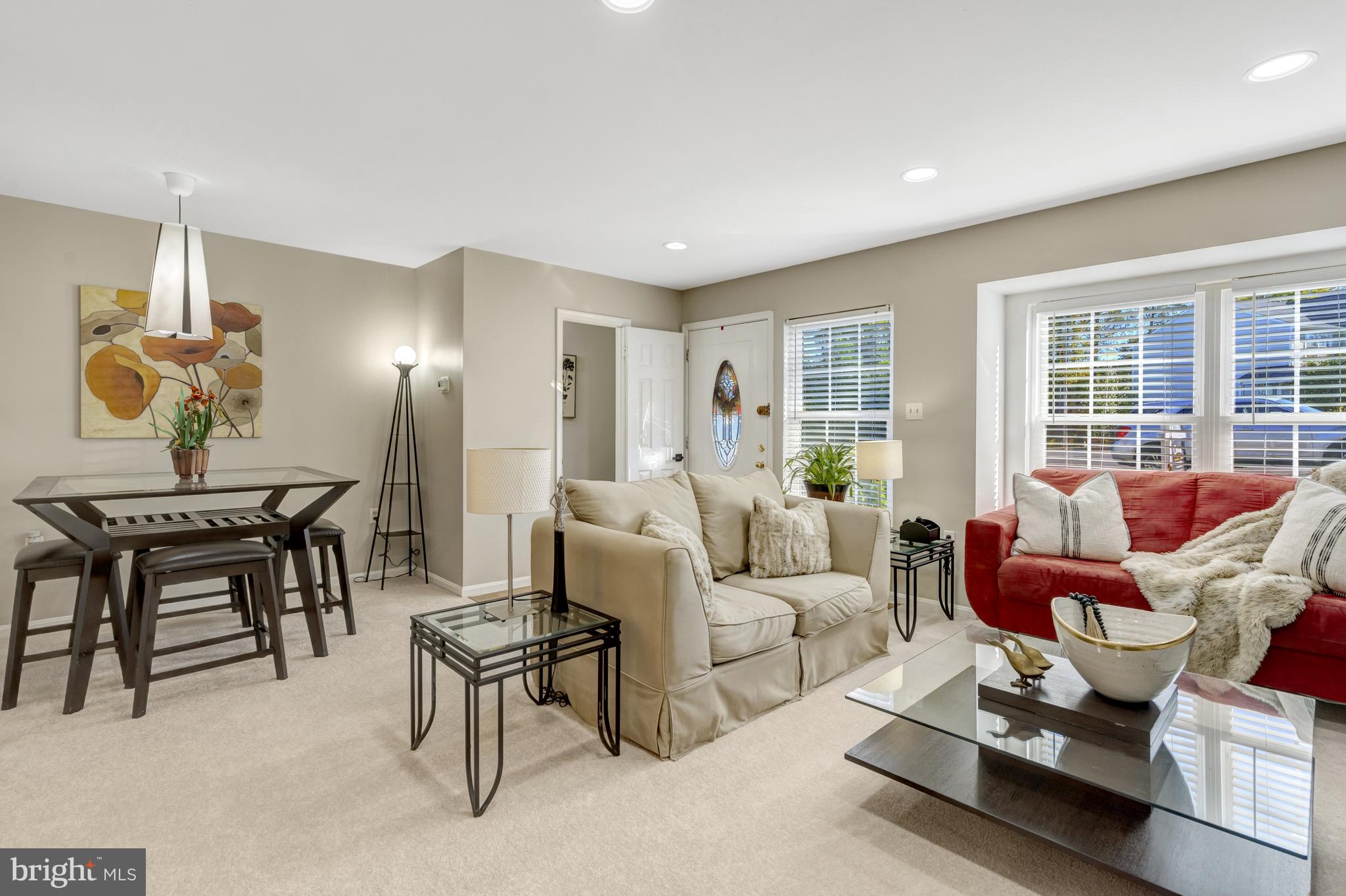 LAKE RIDGE - Residential