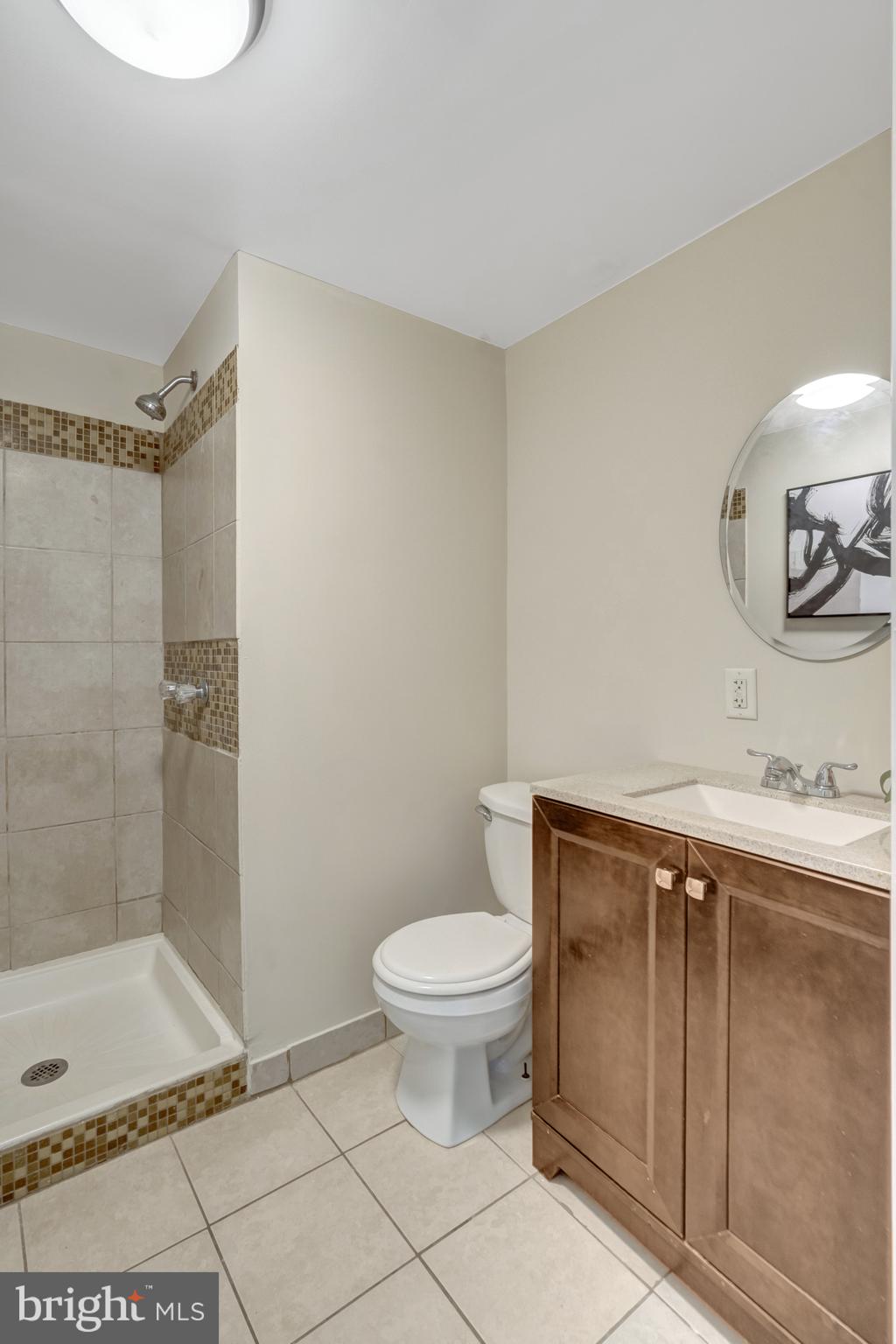 LAKE RIDGE - Residential