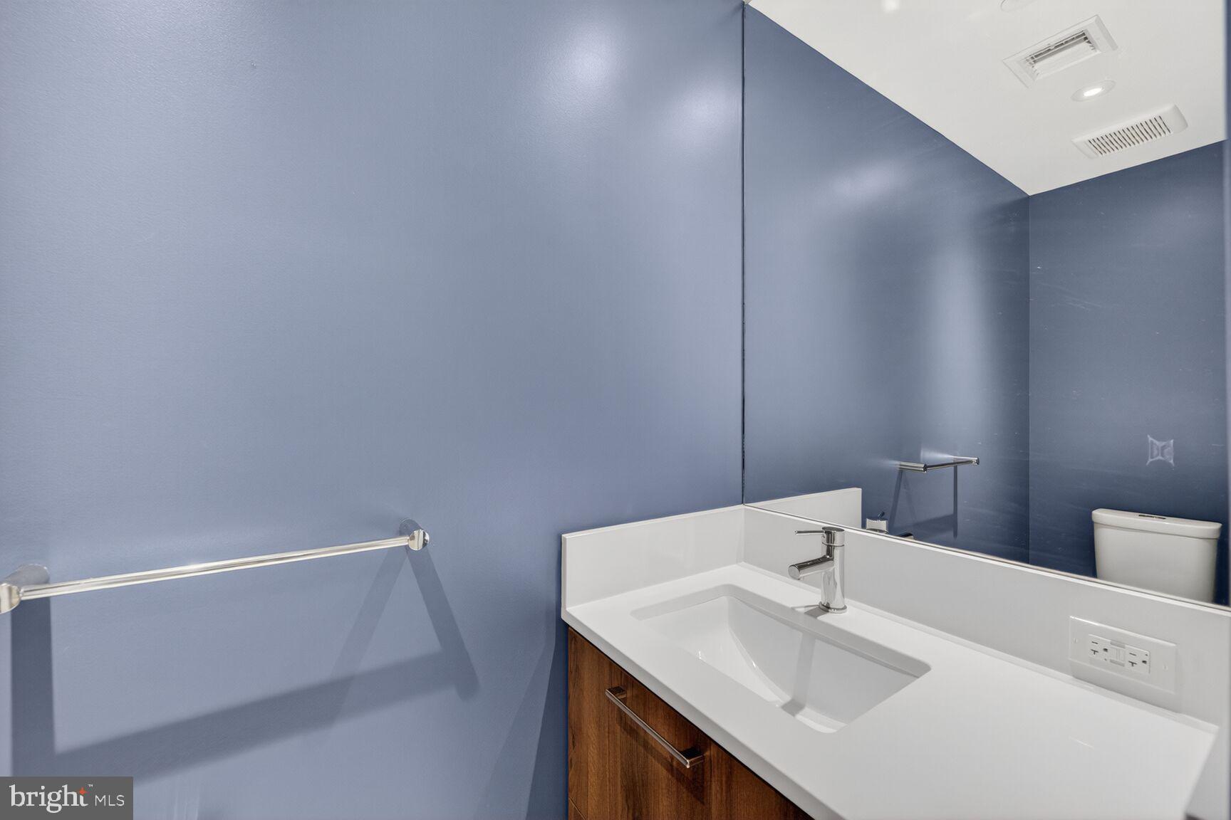 TYSONS CORNER - Residential