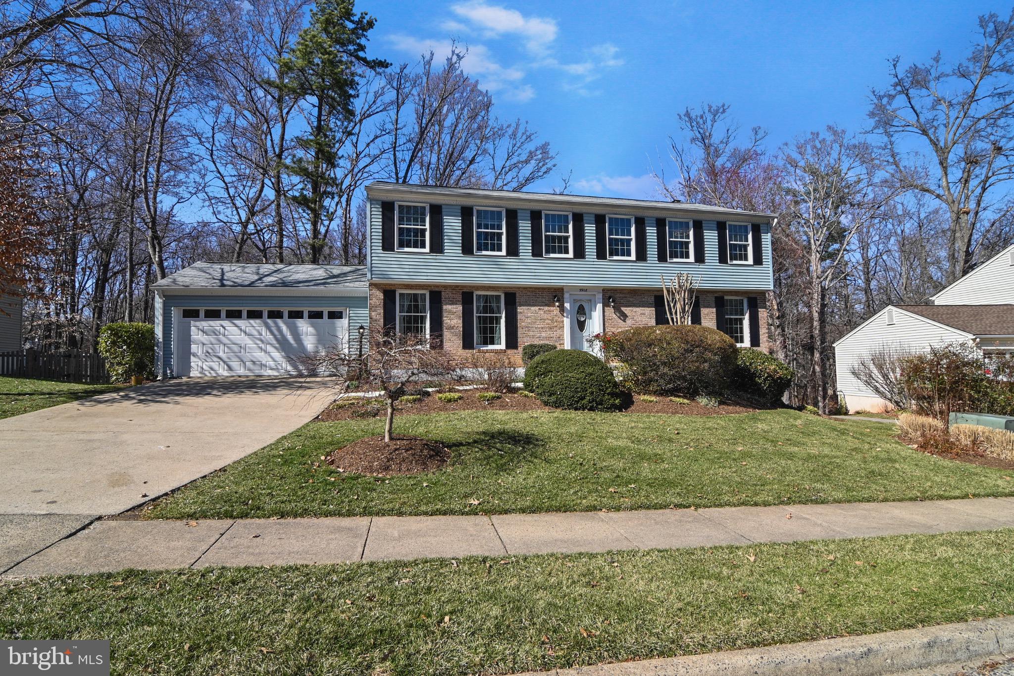 5908 OAK RIDGE COURT