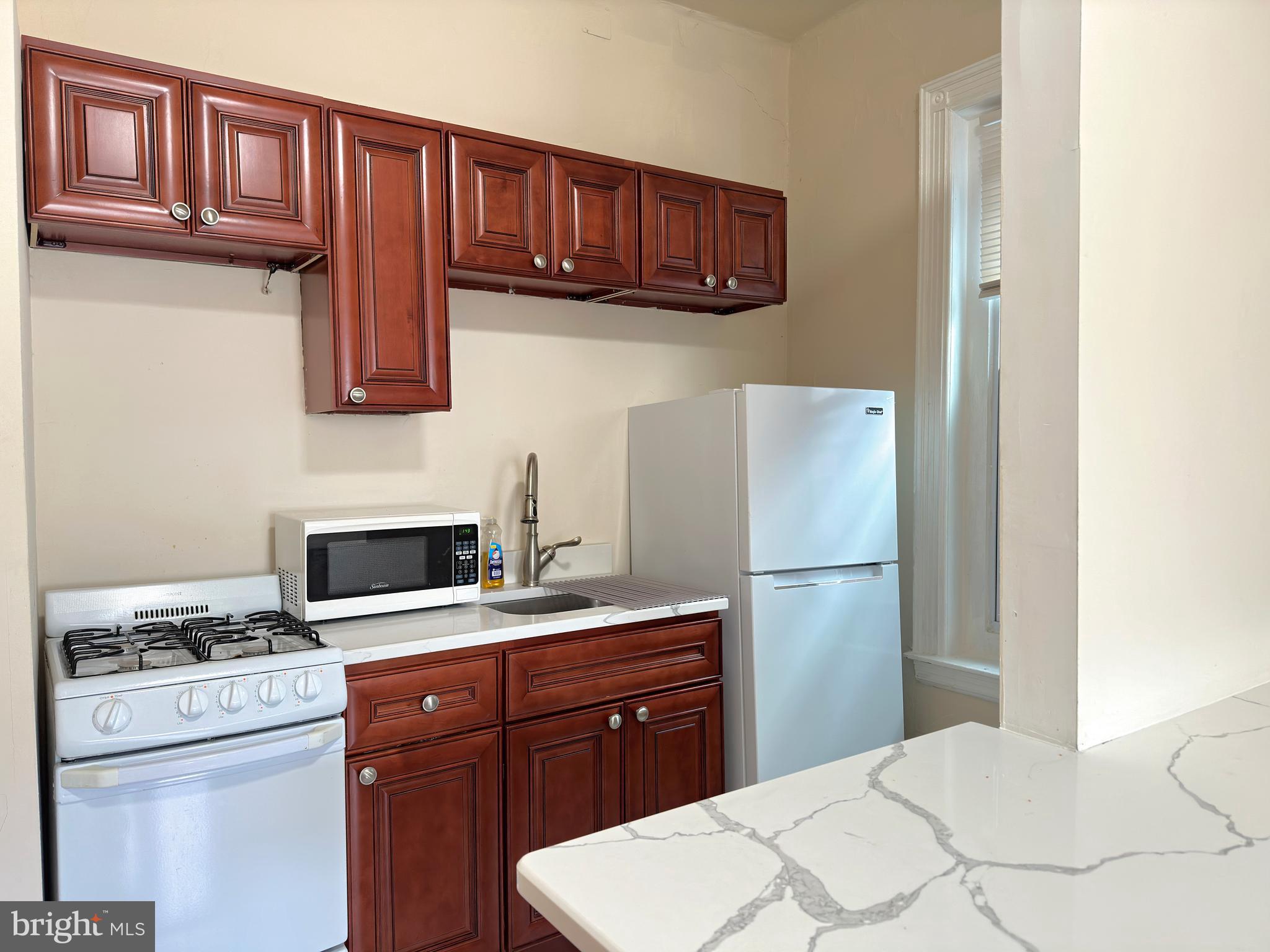 SPRUCE HILL - Residential Lease