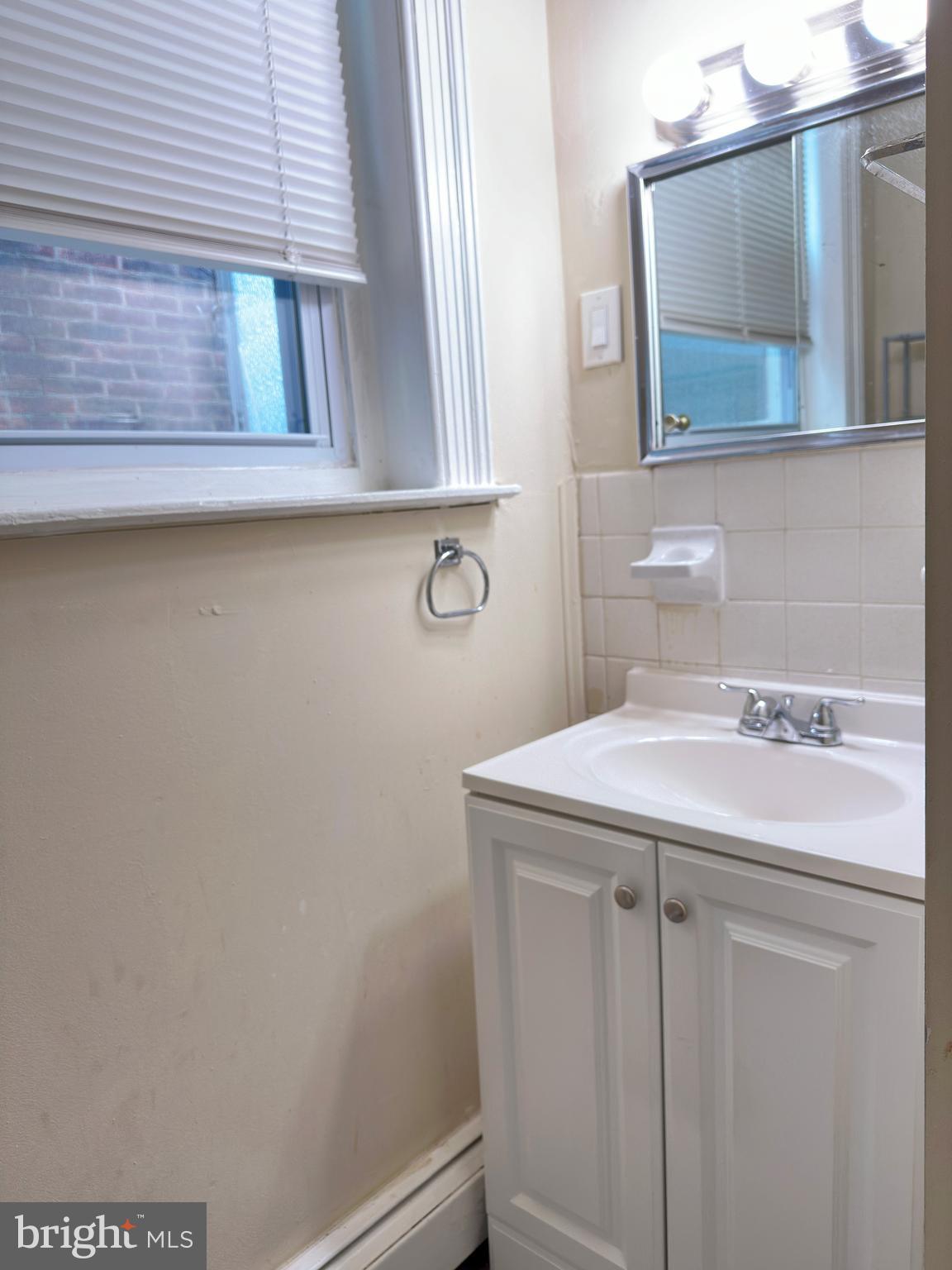 SPRUCE HILL - Residential Lease