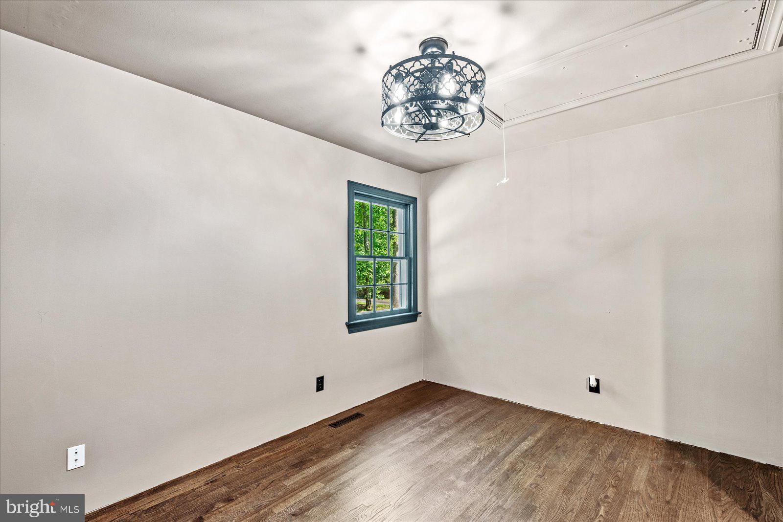 ROSEDALE - Residential