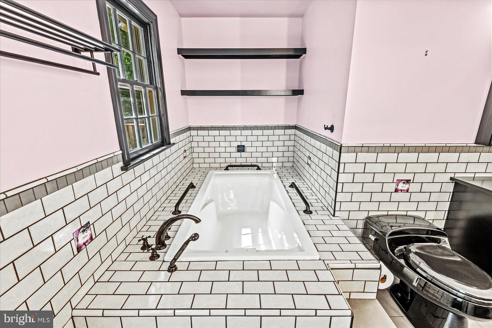 ROSEDALE - Residential