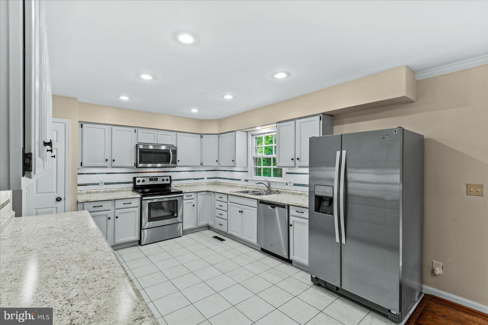 ROSEDALE - Residential