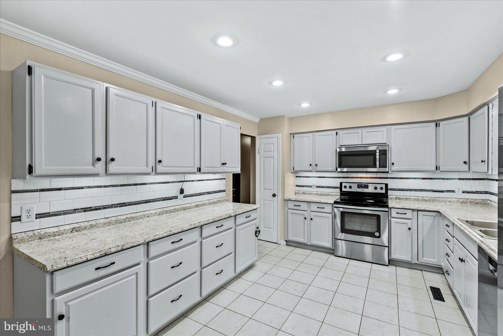 ROSEDALE - Residential