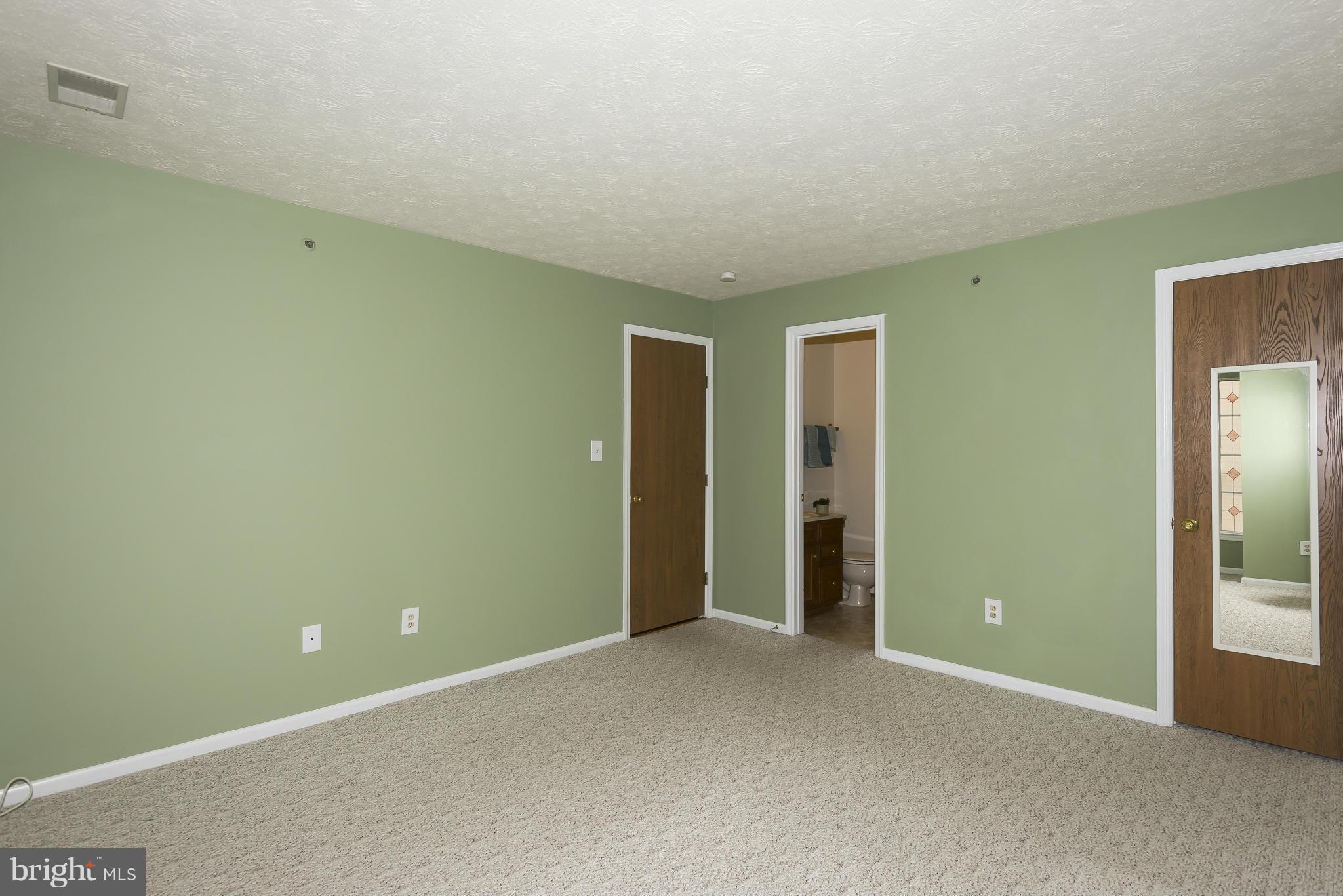 ROCKBURN COMMONS - Residential Lease