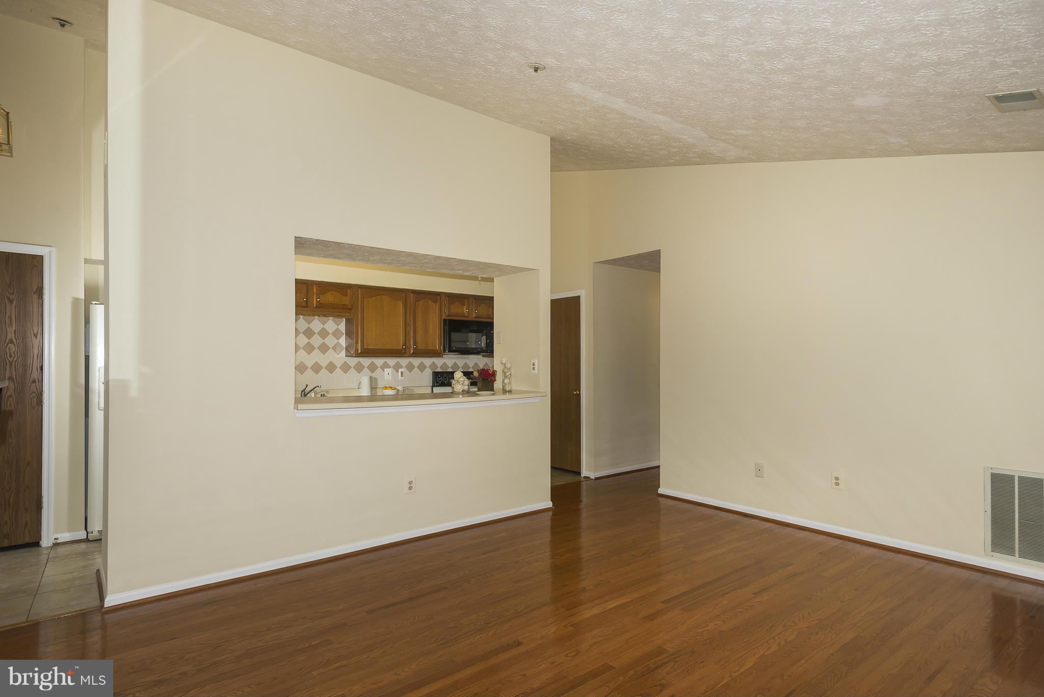 ROCKBURN COMMONS - Residential Lease