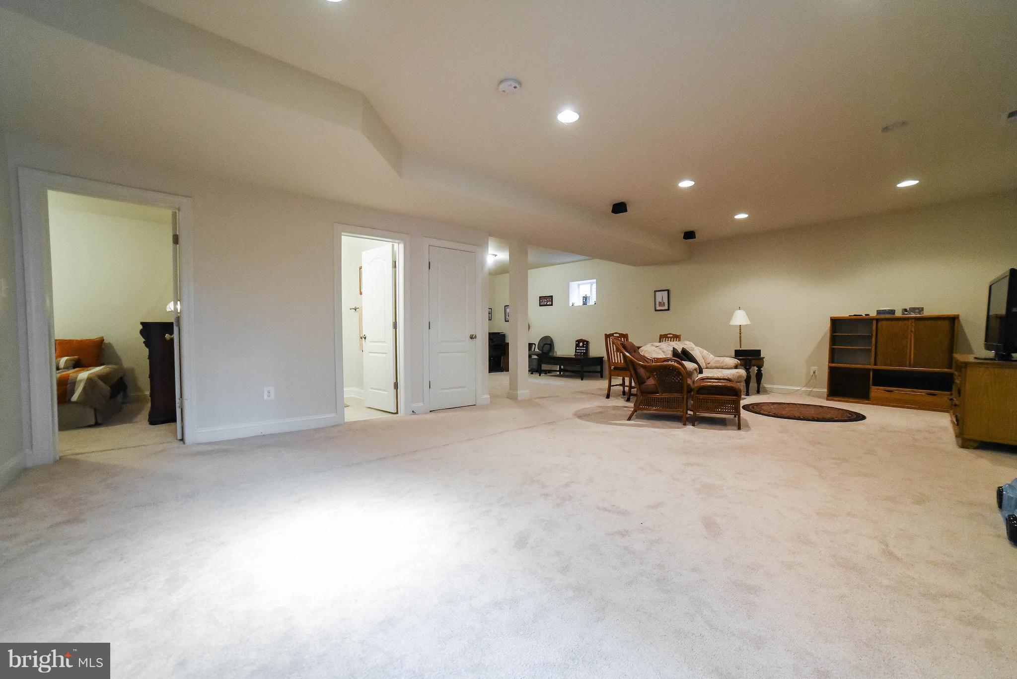 LEONARDS GRANT - Residential