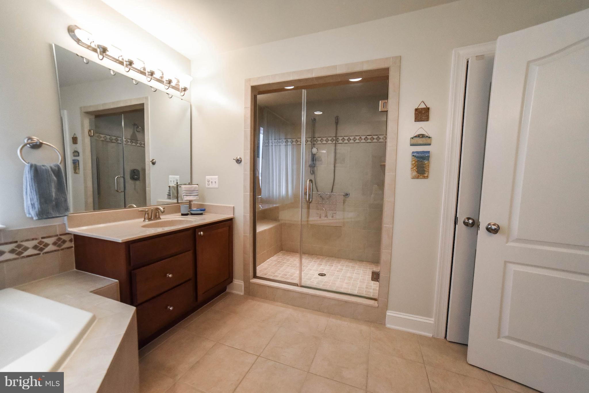 LEONARDS GRANT - Residential