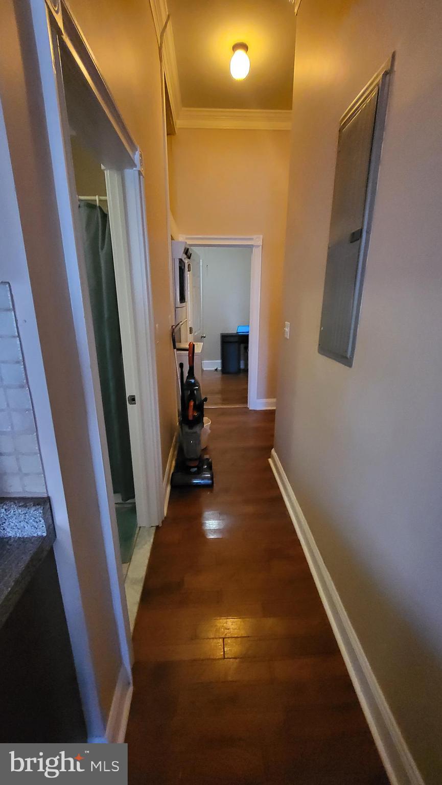 OLDE KENSINGTON - Residential Lease