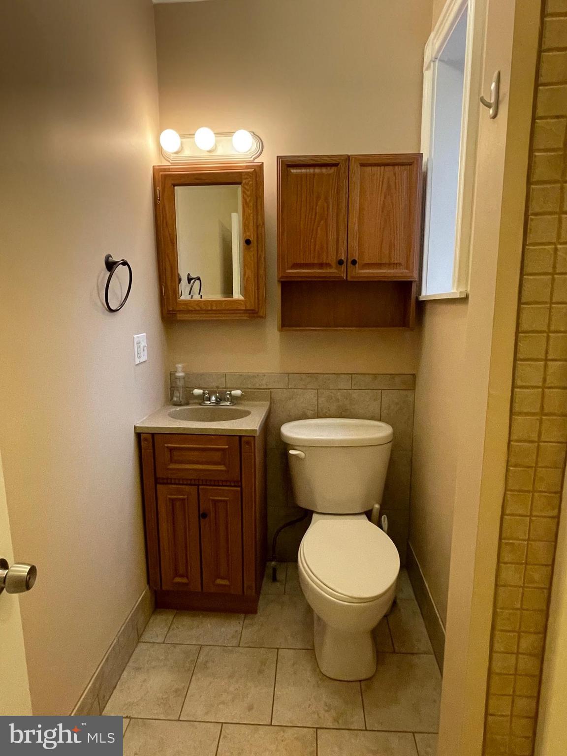 OLDE KENSINGTON - Residential Lease