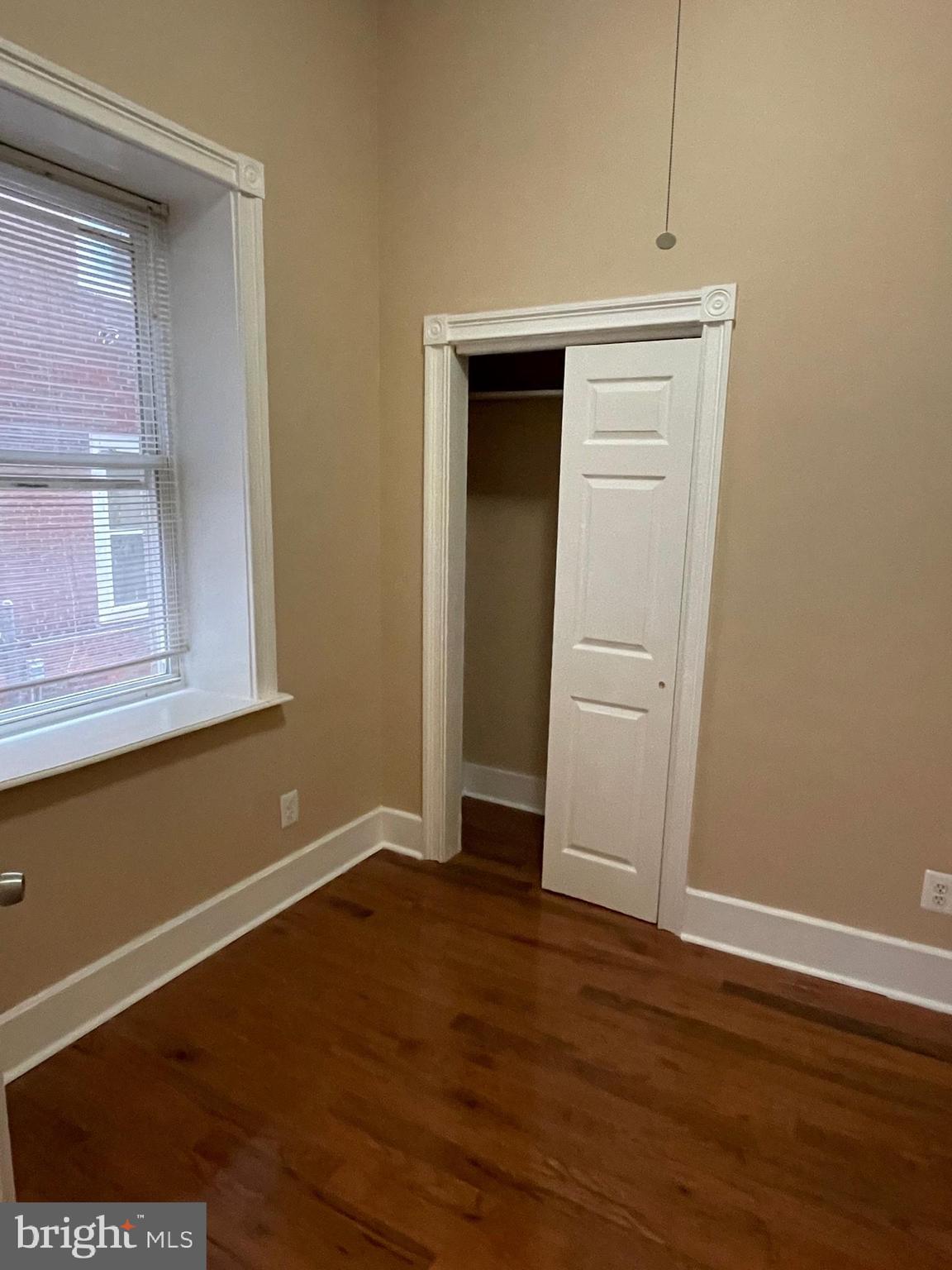 OLDE KENSINGTON - Residential Lease