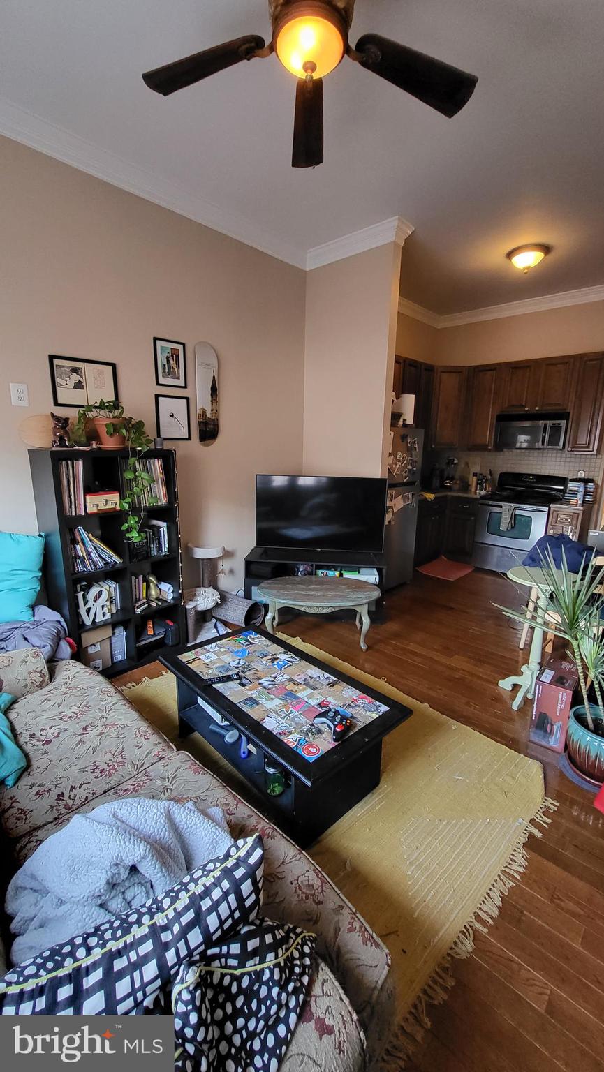 OLDE KENSINGTON - Residential Lease