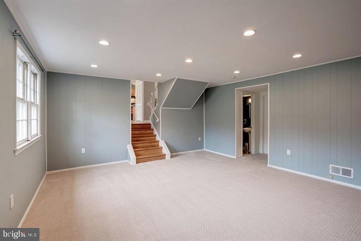 TYSONS GREEN - Residential Lease