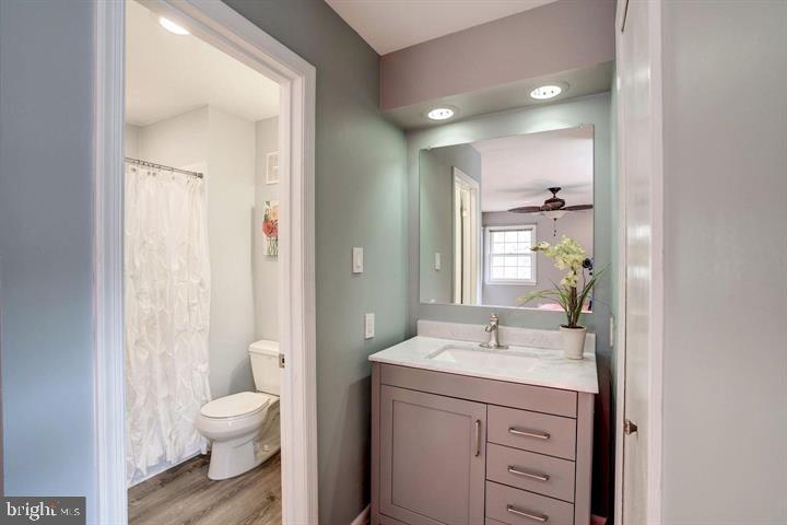 TYSONS GREEN - Residential Lease