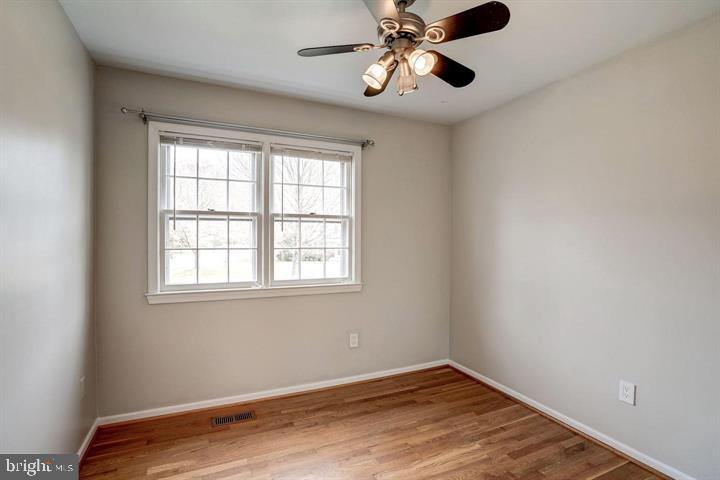 TYSONS GREEN - Residential Lease