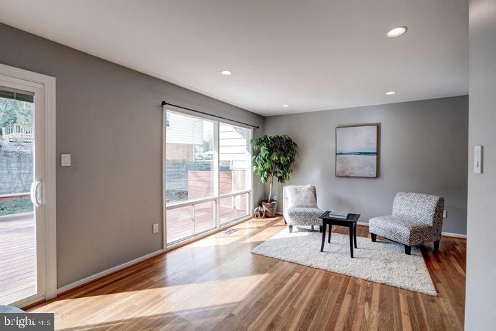 TYSONS GREEN - Residential Lease