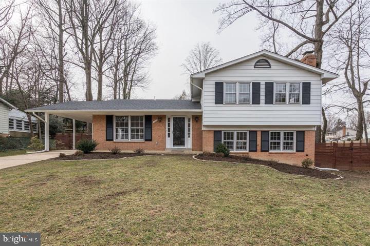 TYSONS GREEN - Residential Lease