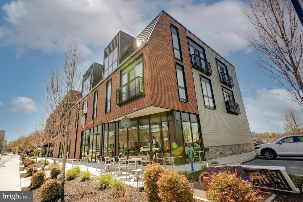 Photo of 909 E Willow Grove Avenue, GLENSIDE, PA 19038 (MLS # PAMC2118540)