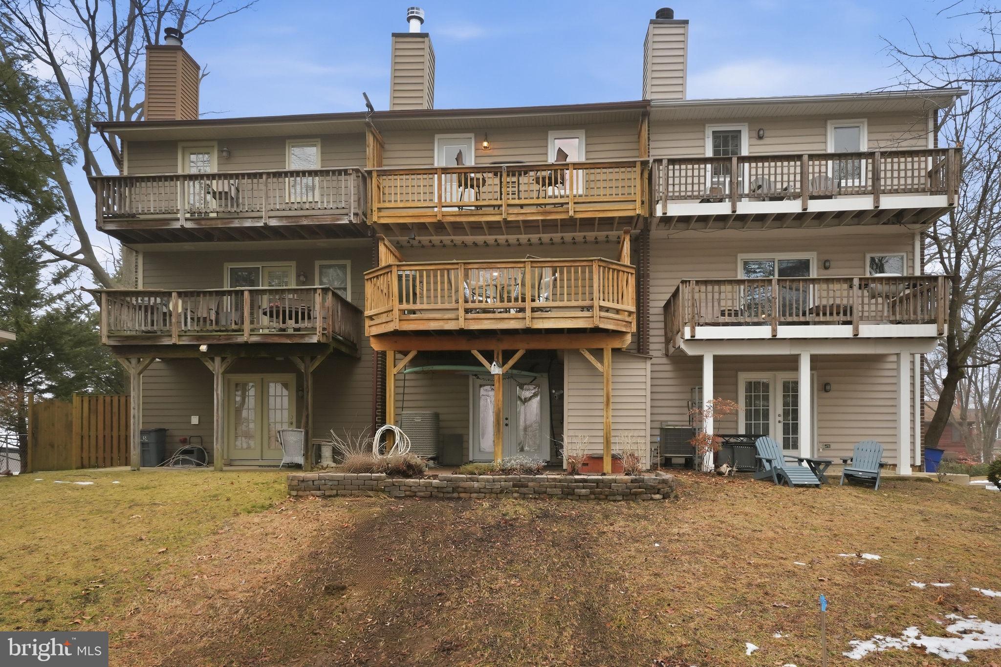 CREEKSIDE - Residential