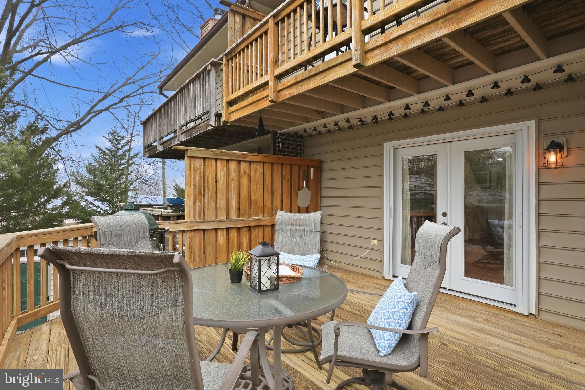 CREEKSIDE - Residential