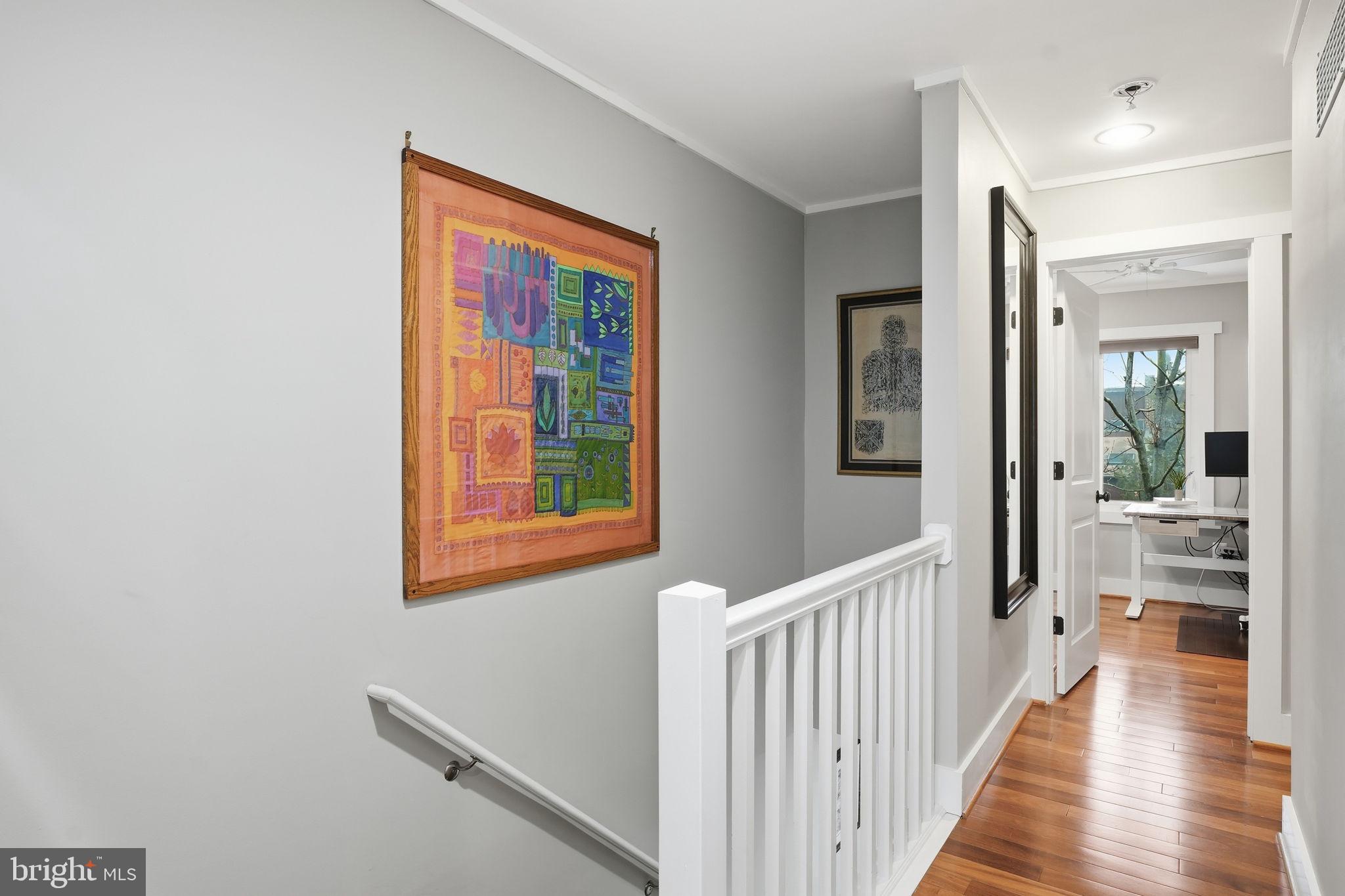 CREEKSIDE - Residential