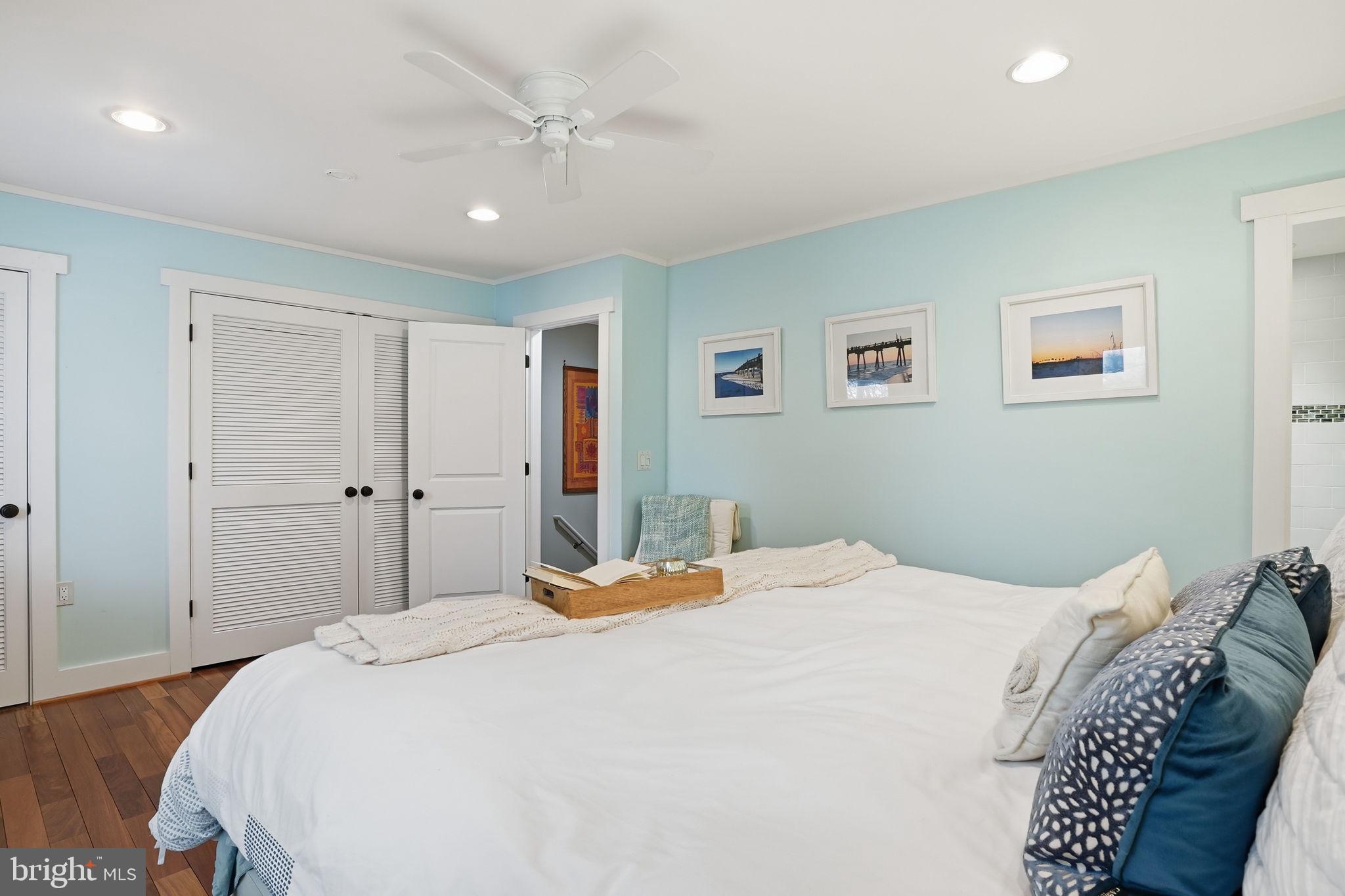 CREEKSIDE - Residential