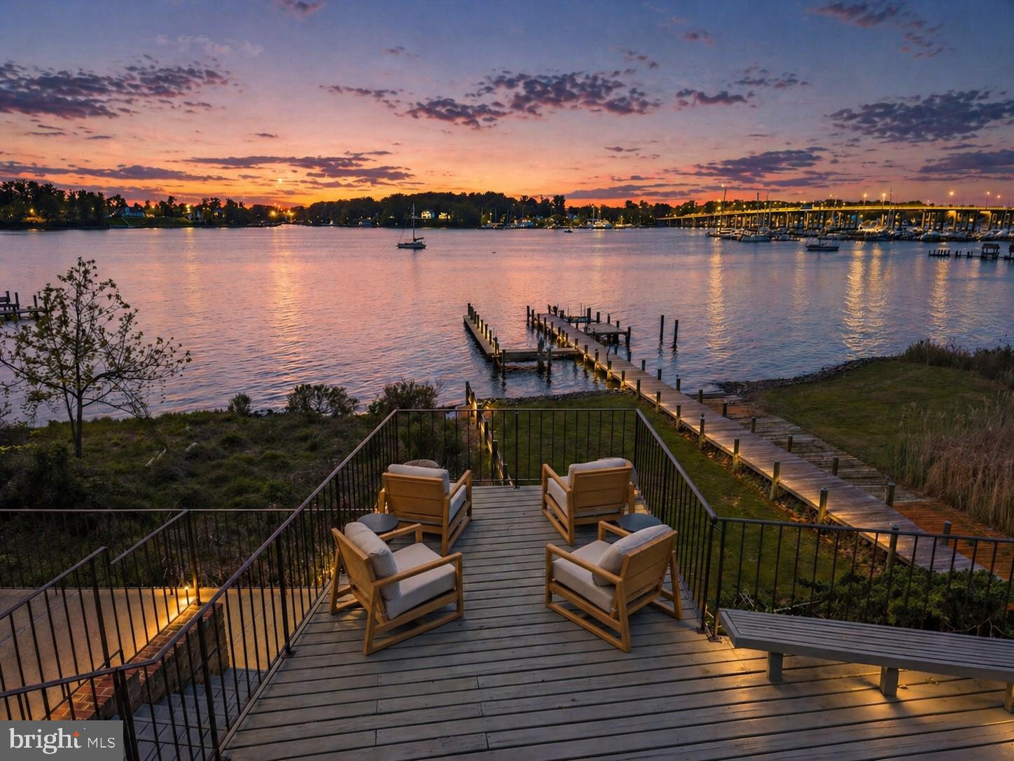 SHADOW POINT - Residential