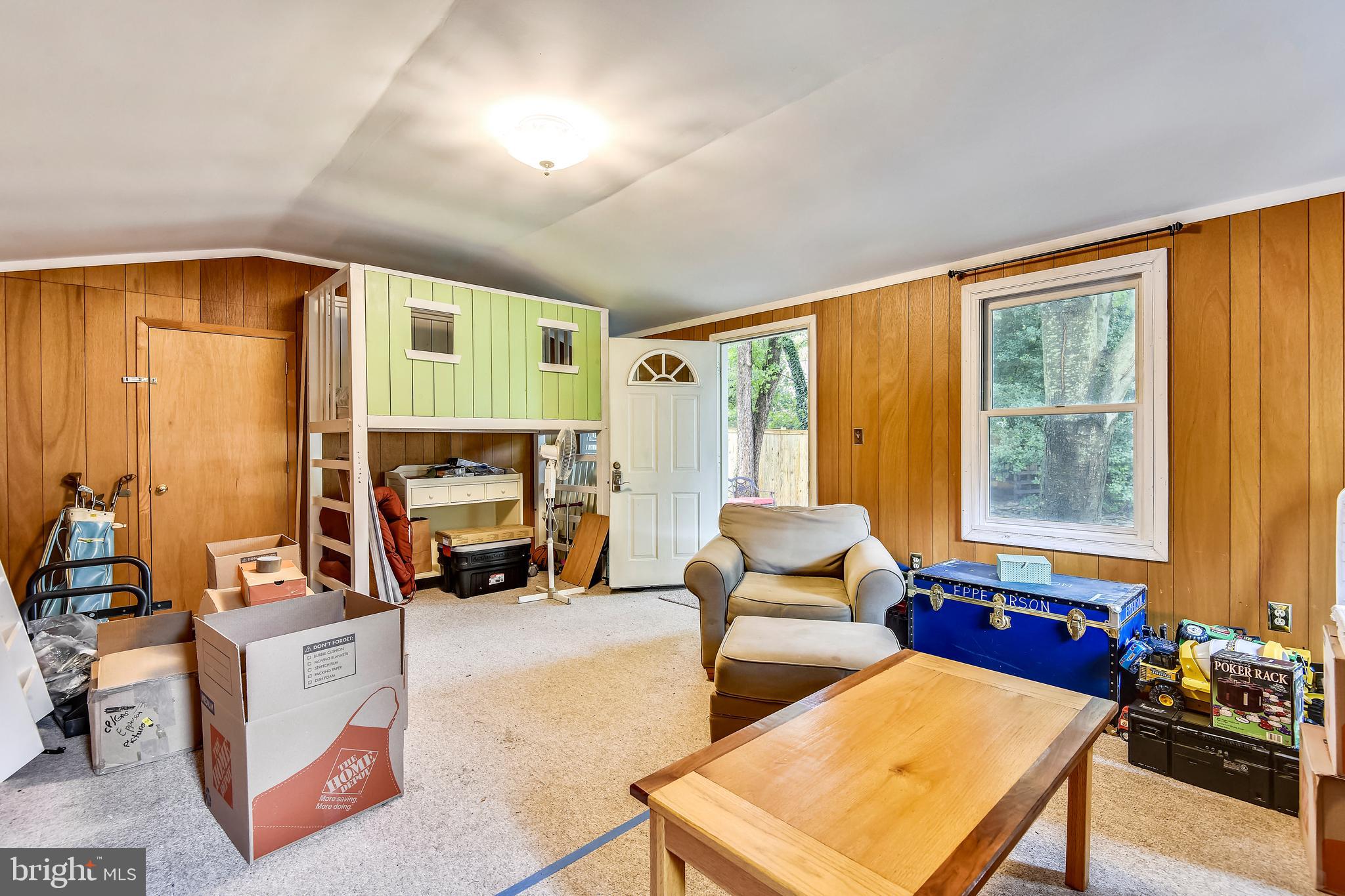 CHESTERBROOK - Residential Lease