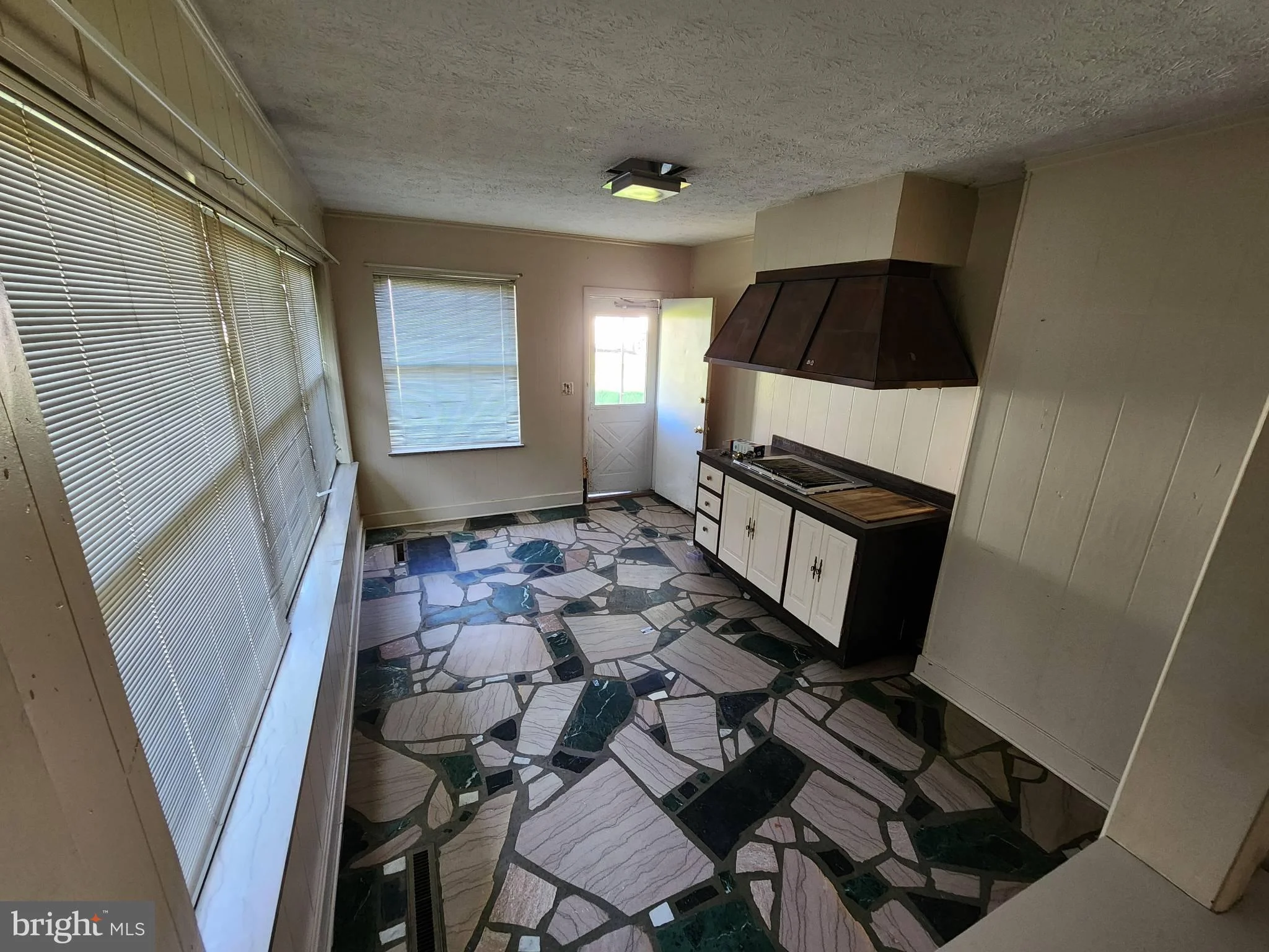 Additional image 53 of 5504 Big Tyler Road, Charleston, WV 25313