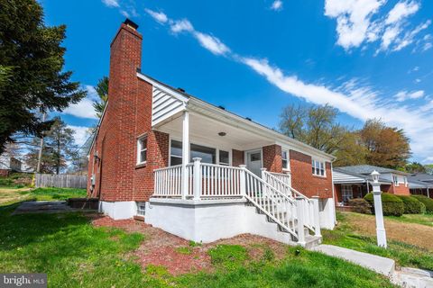 Homes For Sale - 6702 Queens Ferry Road<br/> BALTIMORE, MD 21239