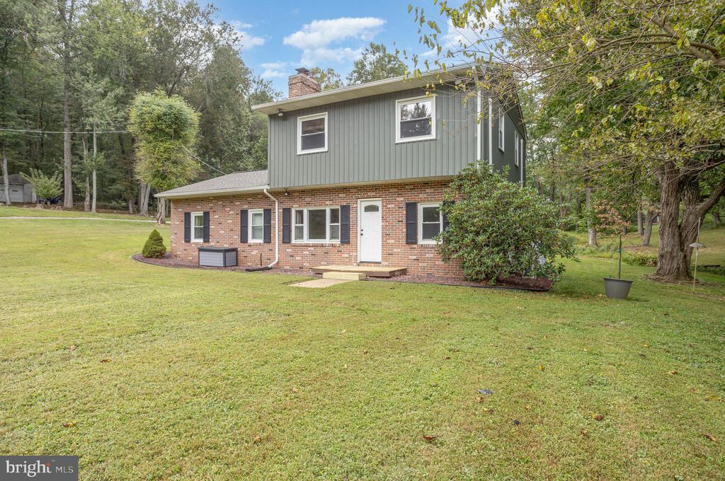 Photo of 5308 Bosley School Road, GLEN ROCK, PA 17327 (MLS # PAYK2090194)