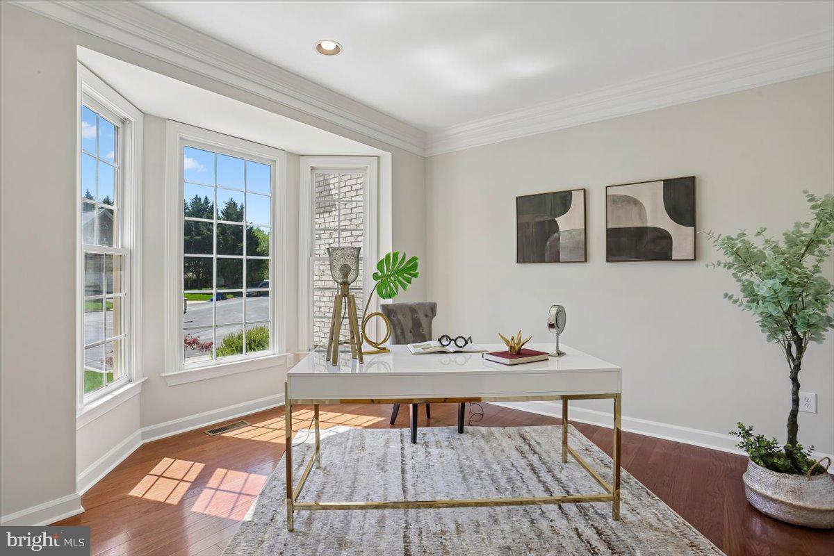 WILLOWS OF POTOMAC - Residential