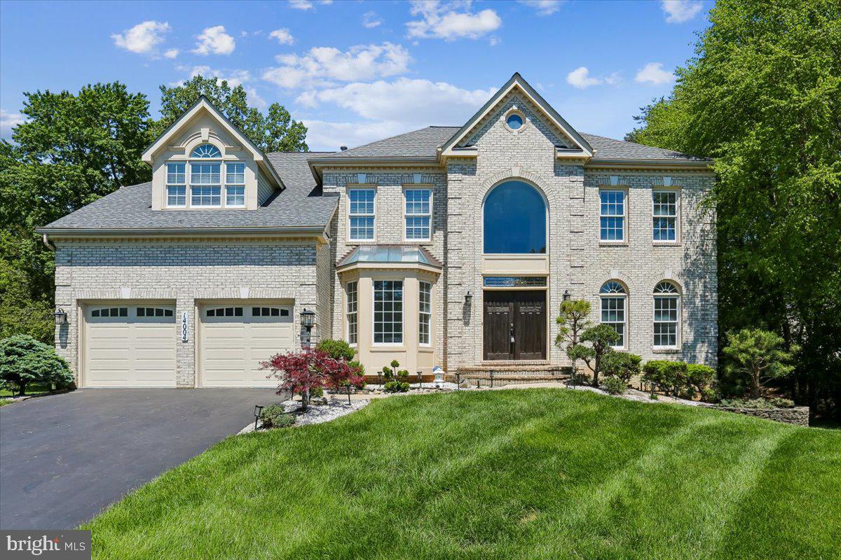 WILLOWS OF POTOMAC - Residential