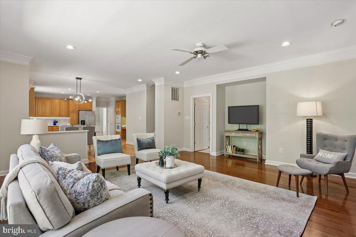 WILLOWS OF POTOMAC - Residential