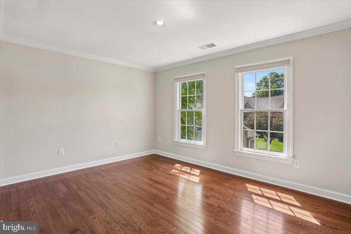 WILLOWS OF POTOMAC - Residential