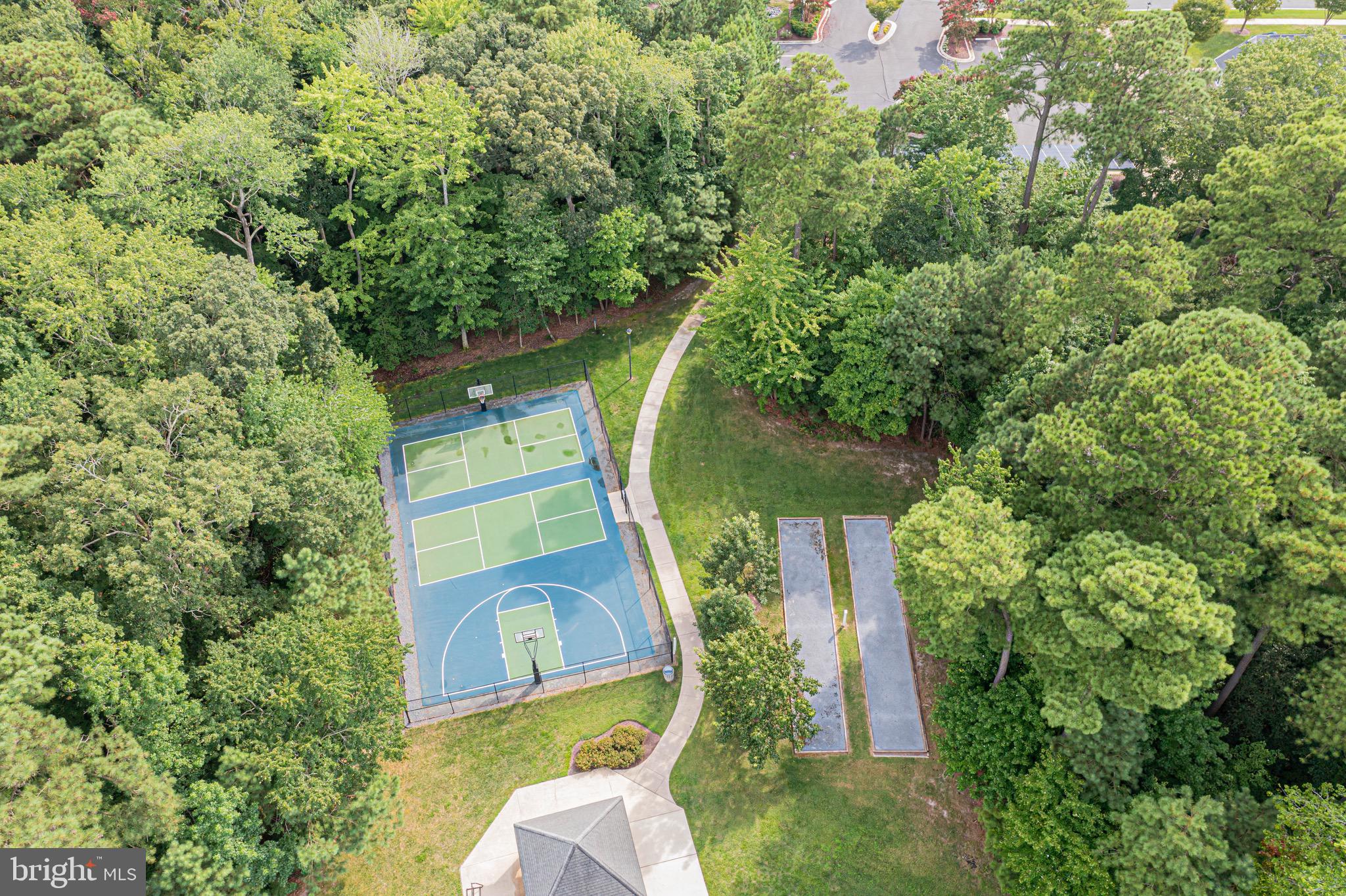 REFUGE AT DIRICKSON CREEK - Residential